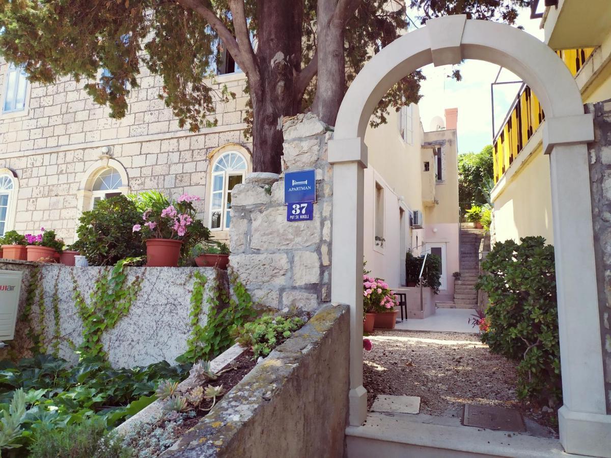 Apartments Rafaela Korcula Town Exterior photo