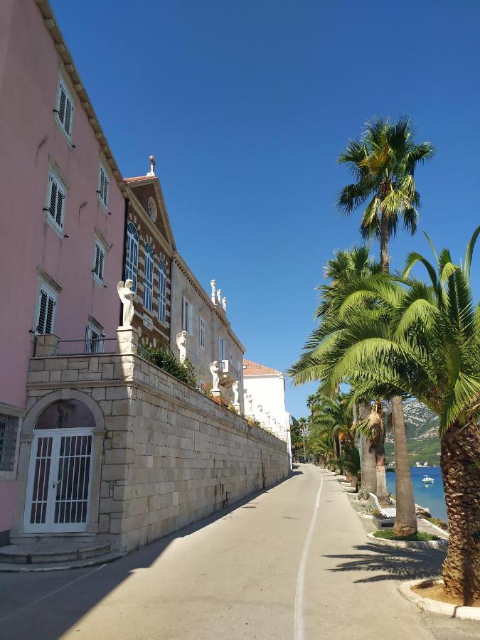 Apartments Rafaela Korcula Town Exterior photo